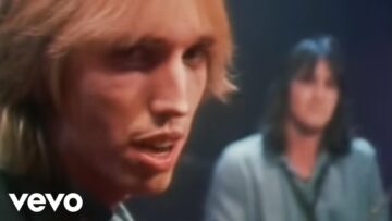 Tom Petty And The Heartbreakers – Here Comes My Girl