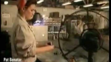 Pat Benatar – Shadows of the Night