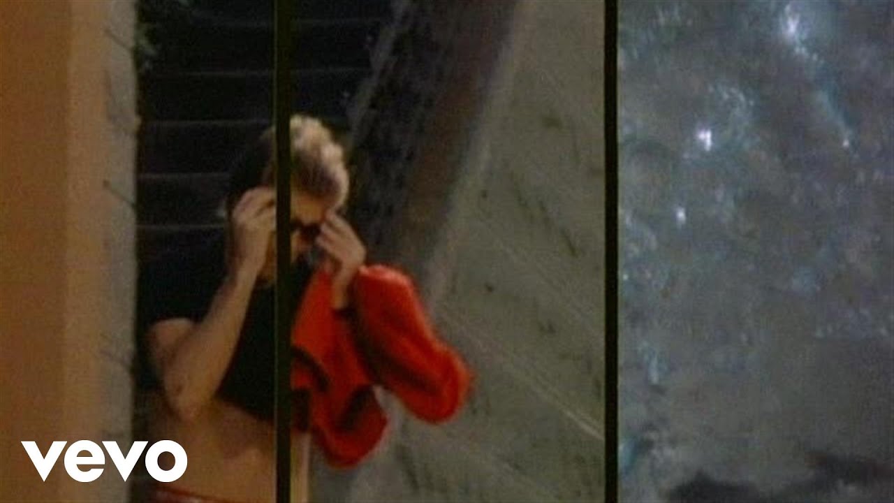 Huey Lewis – I Want a New Drug