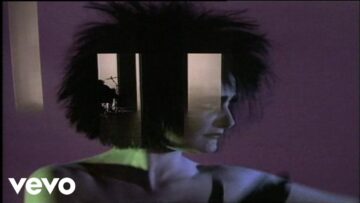 Siouxsie & The Banshees – Candyman