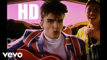 The Blow Monkeys – Don’t Be Scared Of Me