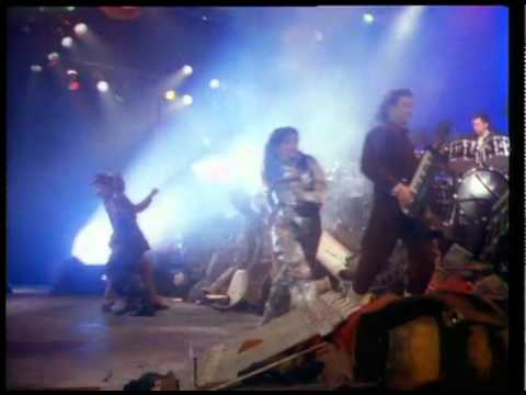 Kate Bush – The Big Sky