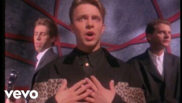 Johnny Hates Jazz – I Don’t Want To Be A Hero  (Version 2)