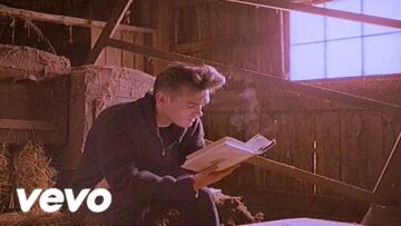 Morrissey – Suedehead