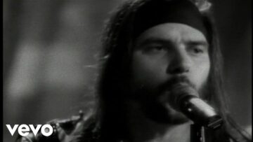 Steve Earle – Back To The Wall