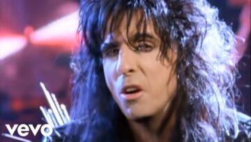 Alice Cooper – Bed of Nails