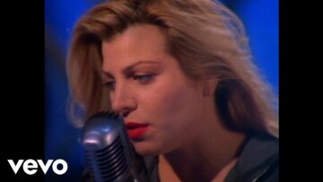 Taylor Dayne – Heart Of Stone