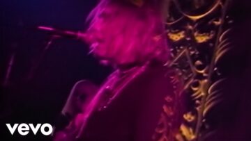 The Smashing Pumpkins – I Am One