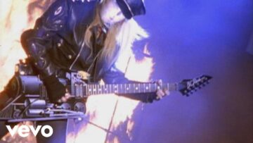 Lita Ford – Playin’ with Fire