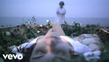 Manic Street Preachers – Roses In The Hospital