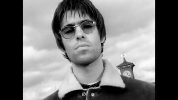 Oasis – Live Forever  (Version 1)