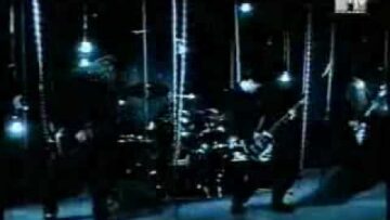 Arch Enemy – Bury Me an Angel