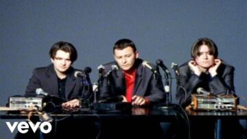 Manic Street Preachers – Kevin Carter