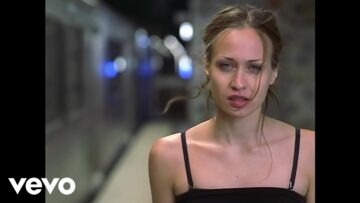 Fiona Apple – Fast As You Can