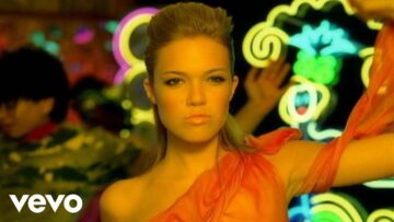 Mandy Moore – In My Pocket