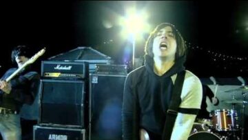 Armor For Sleep – Car Underwater