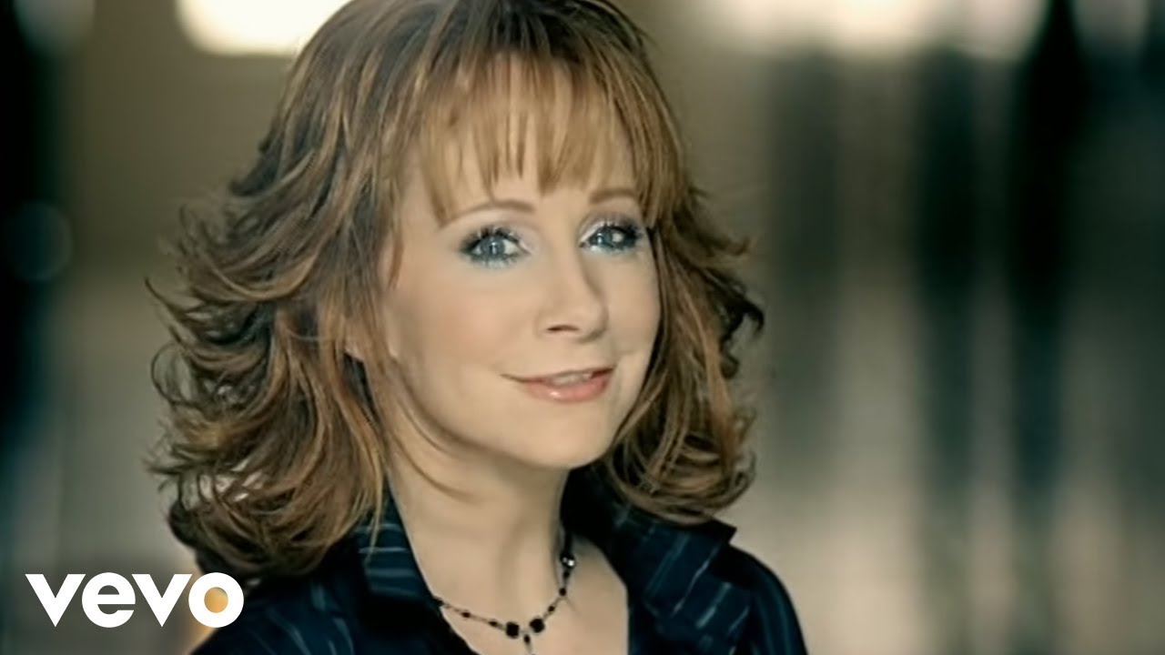Reba McEntire – You’re Gonna Be