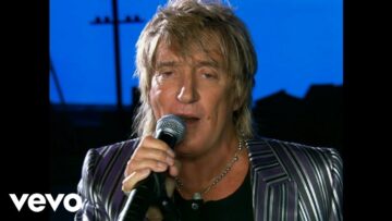Rod Stewart – Fooled Around And Fell In Love