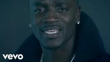 Akon – Smack That