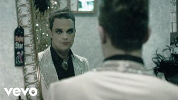 Robbie Williams – She’s Madonna