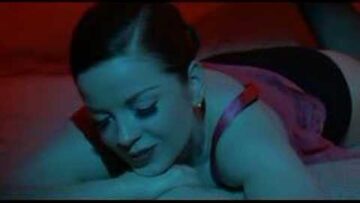 Garbage – Tell Me Where It Hurts