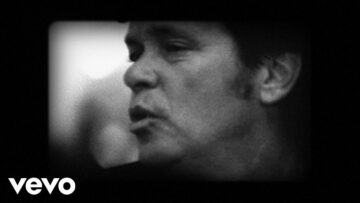John Mellencamp – Troubled Land