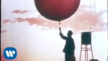 Foals – Red Socks Pugie