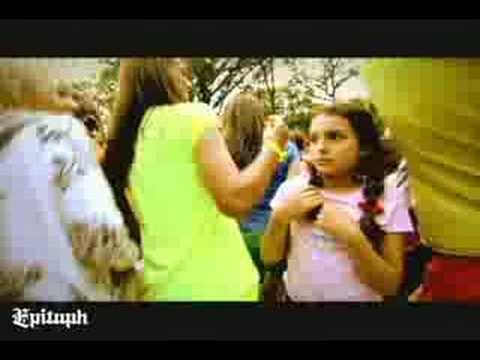 Sing It Loud – No One Can Touch Us