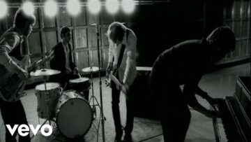 Cold War Kids – Hang Me Up To Dry