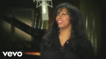 Donna Summer – Stamp Your Feet
