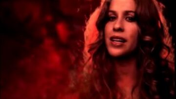 Alanis Morissette – Underneath