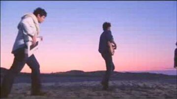 Vampire Weekend – Cape Cod Kwassa Kwassa’