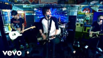 Boys Like Girls – Love Drunk