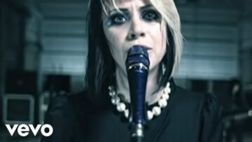 Fireflight – Unbreakable