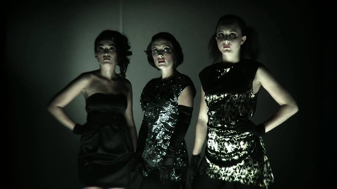 The Dark Esquire – Situation