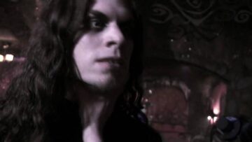 Voyager – Devil In Me