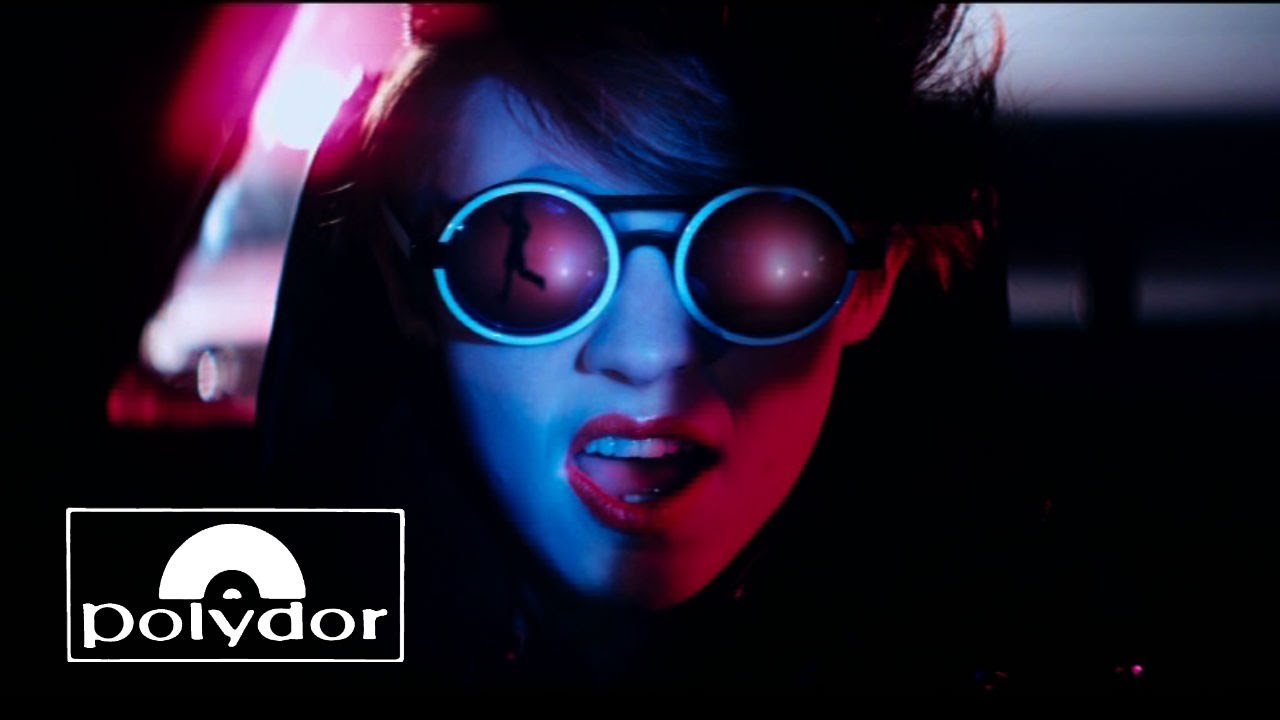 La Roux – In For The Kill