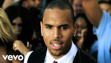 Chris Brown – Yeah 3x