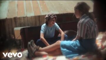 Warpaint – Undertow