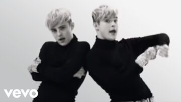 Jedward – All The Small Things