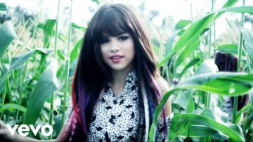 Selena Gomez – Hit The Lights
