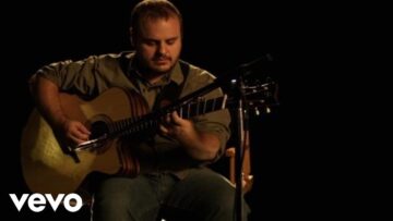 Andy McKee – Never Grow Old