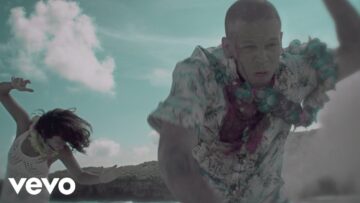 Calle 13 – Muerte En Hawaii
