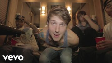 Hot Chelle Rae – I Like It Like That