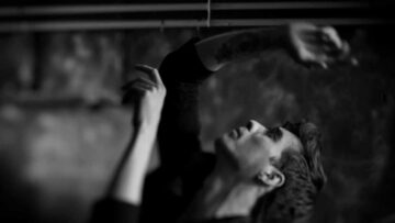 Young Guns – Stitches