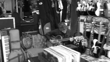 Deerhoof – The Merry Barracks