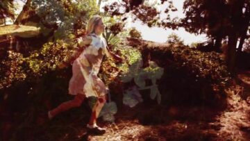 Classixx – Into the Valley (Julio Bashmore Remix)