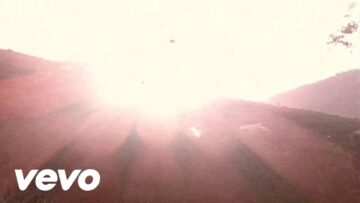 Goldfrapp – Yellow Halo