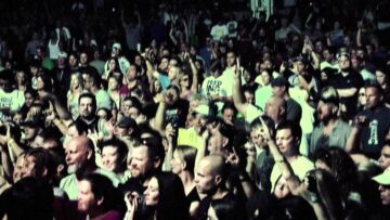 Staind – Eyes Wide Open