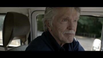 Poor Moon – Holiday